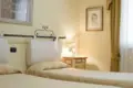 Mieszkanie 2 pokoi 65 m² Desenzano del Garda, Włochy