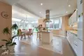 Dom wolnostojący 5 pokojów 271 m² Ratomka, Białoruś