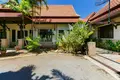 villa de 5 chambres 270 m² Ban Kata, Thaïlande