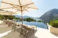Villa de 9 habitaciones 526 m² Donji Orahovac, Montenegro