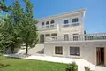 5 bedroom villa 668 m² Katun Rezevici, Montenegro
