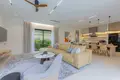 3 bedroom villa 499 m² Phuket, Thailand