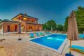 Villa de 4 dormitorios 205 m² Grad Novigrad, Croacia