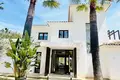 5-Schlafzimmer-Villa 450 m² Marbella, Spanien