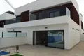 Villa de tres dormitorios 116 m² Pilar de la Horadada, España