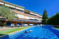 Hotel 625 m² Pefkochori, Griechenland