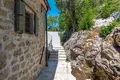 4 bedroom Villa 350 m² Trebesin, Montenegro