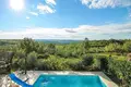 Villa de tres dormitorios 220 m² Brtonigla, Croacia