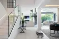 5-Zimmer-Villa 440 m² Marbella, Spanien