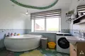 Dom 7 pokojów 323 m² Lipawa, Łotwa