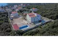Casa 18 habitaciones 570 m² Vinisce, Croacia