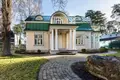 7 room house 304 m² in Jurmala, Latvia