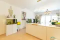 3 bedroom apartment 2 740 m² Dubai, United Arab Emirates