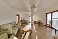 2 bedroom apartment 163 m² Rafailovici, Montenegro