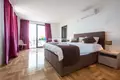 Haus 4 Schlafzimmer 450 m² Gemeinde Budva, Montenegro