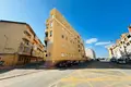 Mieszkanie 3 pokoi 60 m² Torrevieja, Hiszpania