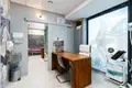 Commercial property 1 room 233 m² in Warsaw, Poland