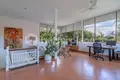 Villa mit 2 Schlafzimmern  Kerobokan Kelod, Indonesien