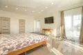 Cottage 347 m² Rahazy, Belarus
