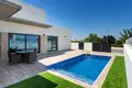 Villa de tres dormitorios 106 m² Daya Nueva, España