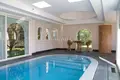 villa de 5 dormitorios 1 200 m² Marbella, España