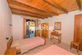 Hotel 400 m² in Livadi, Greece