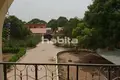 8 bedroom House 284 m² Sukuta, Republic of The Gambia