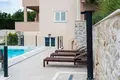 Villa 9 bedrooms 300 m² Srebreno, Croatia