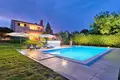 4 bedroom Villa 200 m² Grad Pula, Croatia