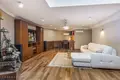 Apartment 6 bedrooms 500 m² in Western Administrative Okrug, Russia