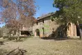 Commercial property 1 350 m² in Tuscany, Italy