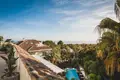 Penthouse 3 Schlafzimmer 313 m² Marbella, Spanien