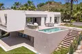 Villa de tres dormitorios 145 m² Orihuela, Španjolska