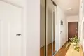 Apartamento 3 habitaciones 77 m² en Varsovia, Polonia