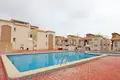 Bliźniak 3 pokoi 82 m² Torrevieja, Hiszpania