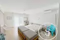 4 bedroom apartment 166 m² Nea Skioni, Greece