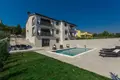 4-Schlafzimmer-Villa 240 m² Poreč, Kroatien