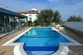 villa de 5 dormitorios  Agios Epiktitos, Chipre del Norte