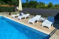 villa de 5 dormitorios 280 m² Grad Pula, Croacia