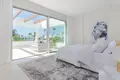 4-Schlafzimmer-Villa 390 m² San Pedro de Alcantara, Spanien