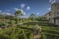 5 bedroom villa 865 m² Lucca, Italy