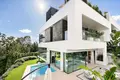 Stadthaus 4 Schlafzimmer 609 m² Marbella, Spanien