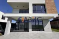 Mieszkanie 4 pokoi 196 m² Pomorie, Bułgaria