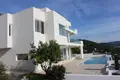 5 bedroom villa 420 m² Dobra Voda, Montenegro