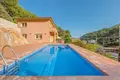 4 bedroom house 300 m² Begur, Spain