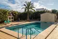 villa de 5 chambres 300 m² l Alfas del Pi, Espagne