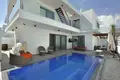 5 bedroom house 300 m² Xylotymbou, Cyprus