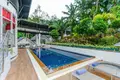 Villa 9 habitaciones 1 800 m² Chalong, Tailandia