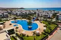 Residential complex Furnished studio in the Four Seasons Life complex on the seafront.