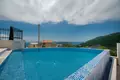 Villa de tres dormitorios 170 m² Becici, Montenegro